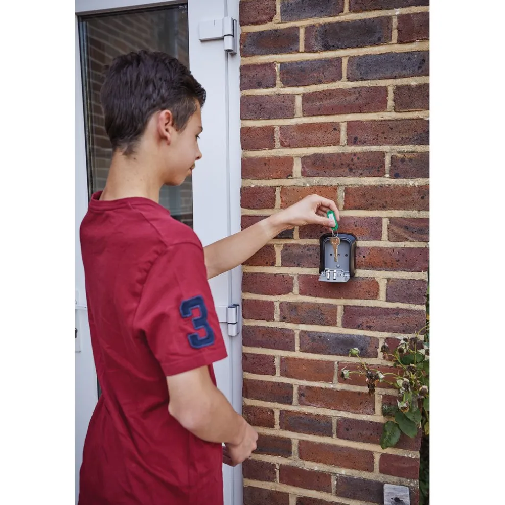 Combination Lock Wall-Mounted Key Box