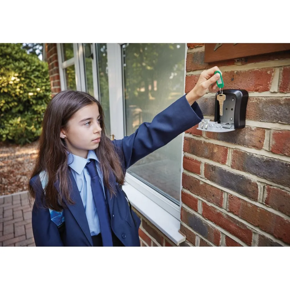 Combination Lock Wall-Mounted Key Box