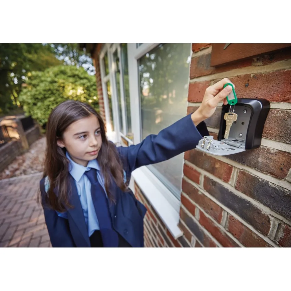 Combination Lock Wall-Mounted Key Box