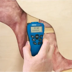 Distance Measure/Stud Detector with Laser Pointer