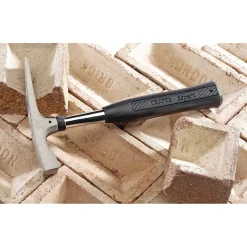 Draper Expert Brick Hammer with Tubular Steel Shaft, 450g/16oz