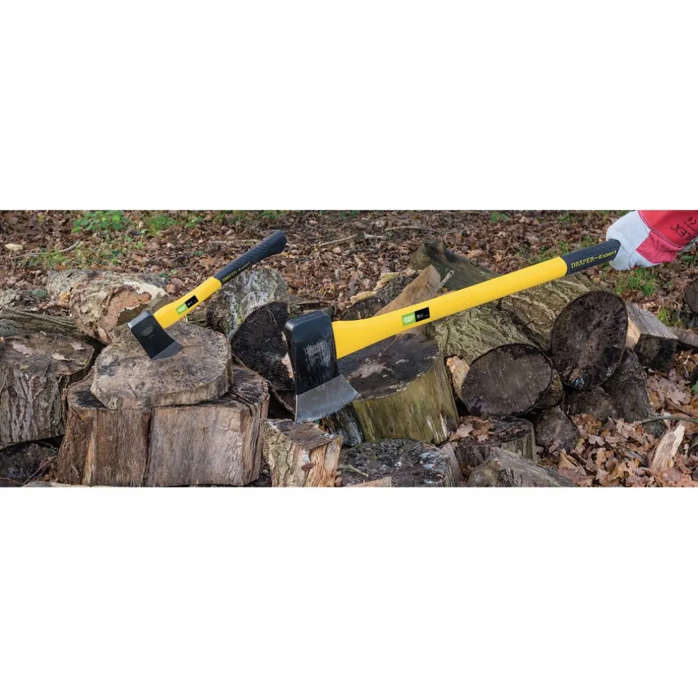 Draper Expert Felling Axe with Fibreglass Shaft, 680g