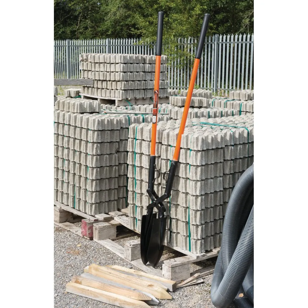 Draper Expert Fully Insulated Contractors Post Hole Digger
