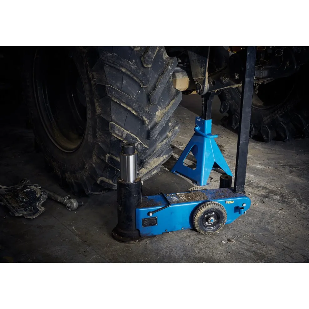 Draper Expert Pneumatic High Lift Jack, 30 Tonne