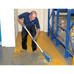 Draper Expert Scraper and Root Digger with Wood Shaft