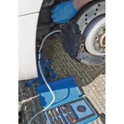 Draper Expert Universal Clutch And Brake Bleeding Kit (7 Piece)
