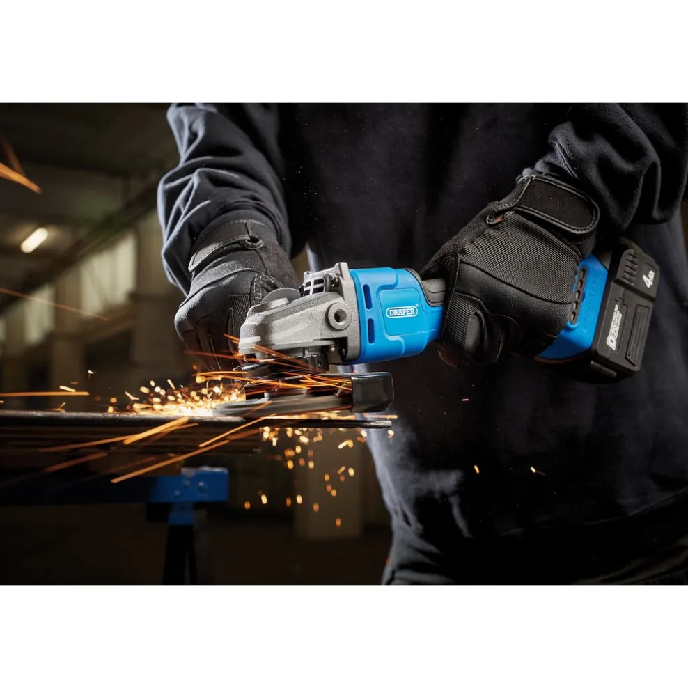 D20 20V Brushless Angle Grinder, 115/125mm (Sold Bare)