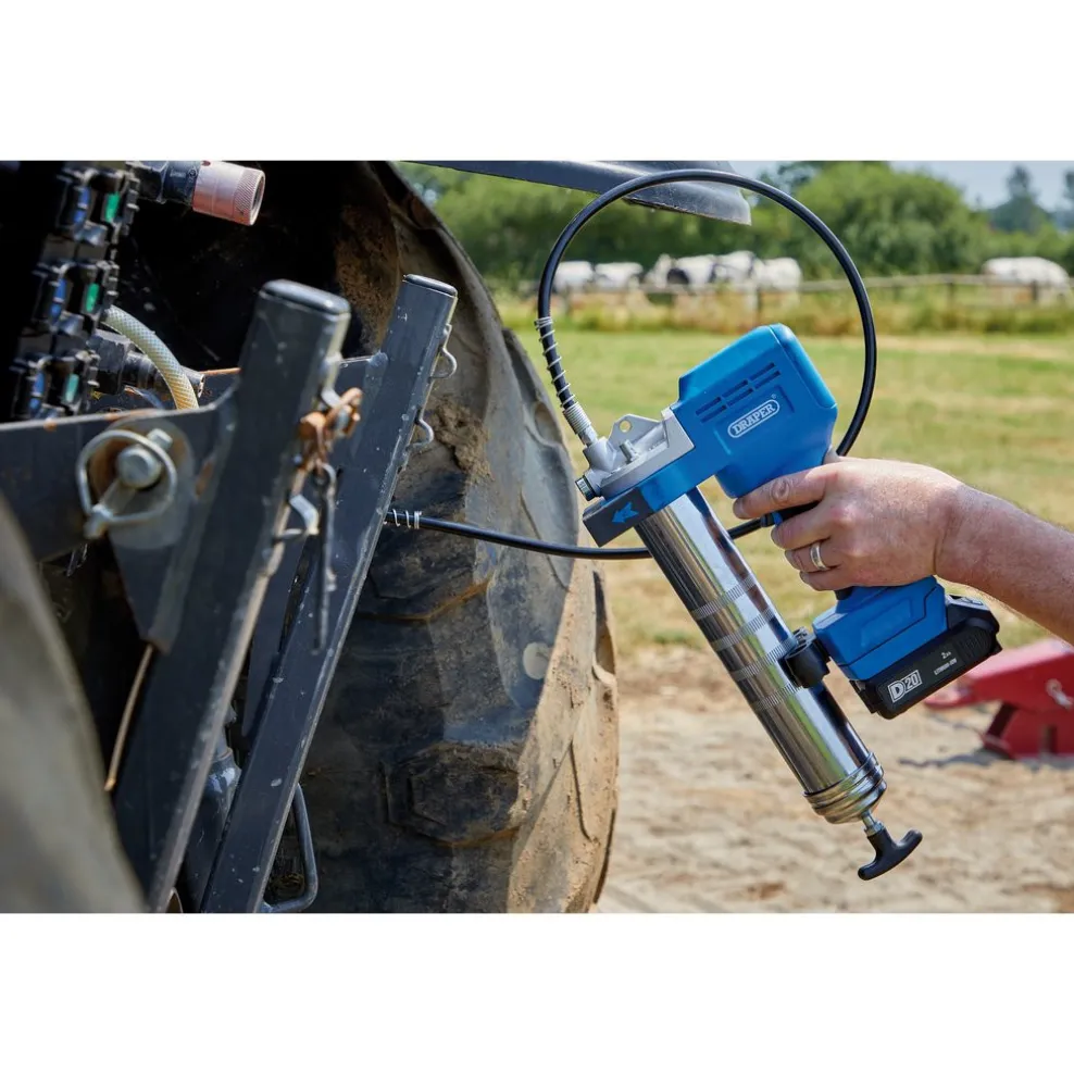 D20 20V Grease Gun Kit, 1 x 2.0Ah Battery, 1 x Charger (3 Piece)