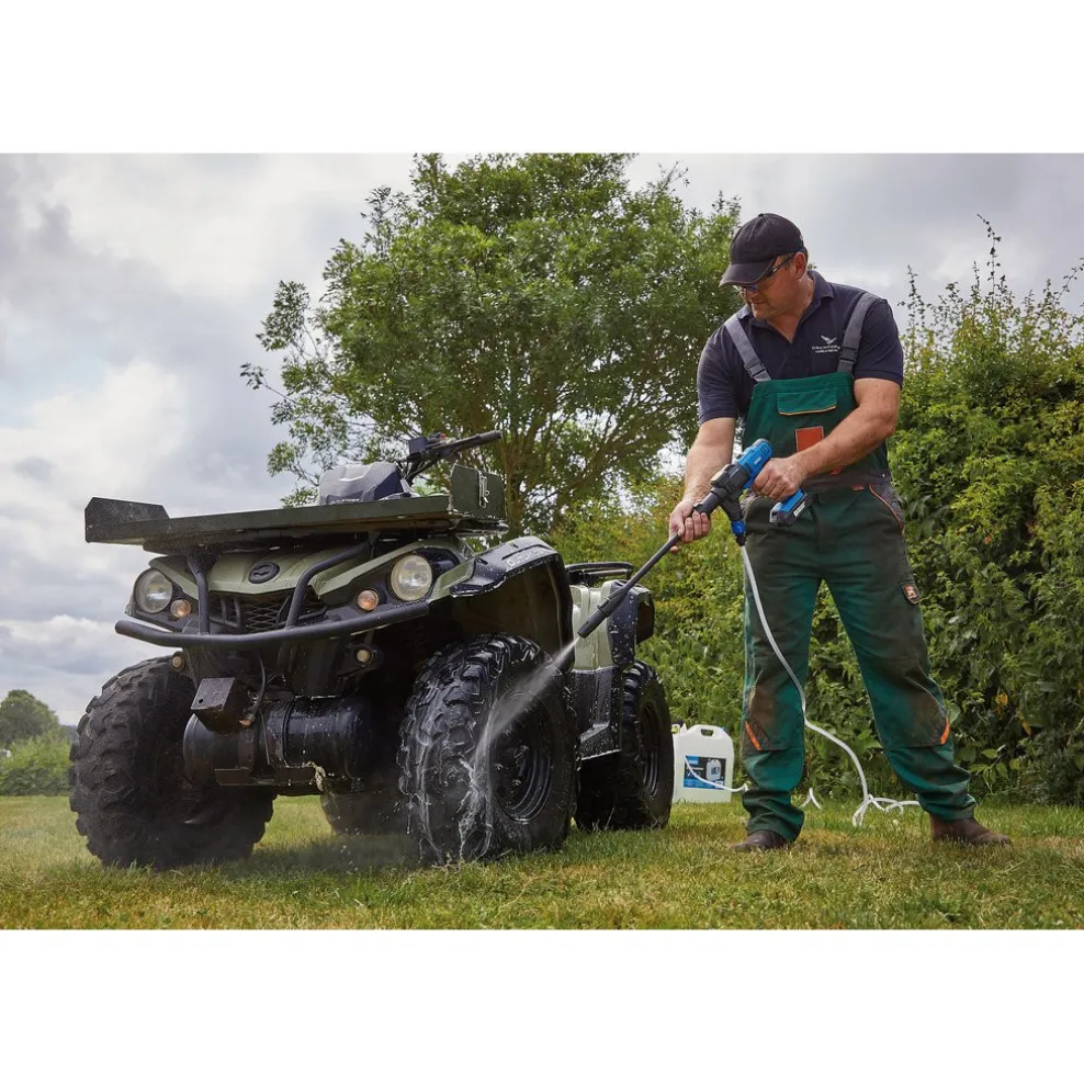 D20 20V Pressure Washer, D20 20V Wireless Speaker, 1 x 2.0Ah, 1 x 3.0Ah, 1 x Fast Charger