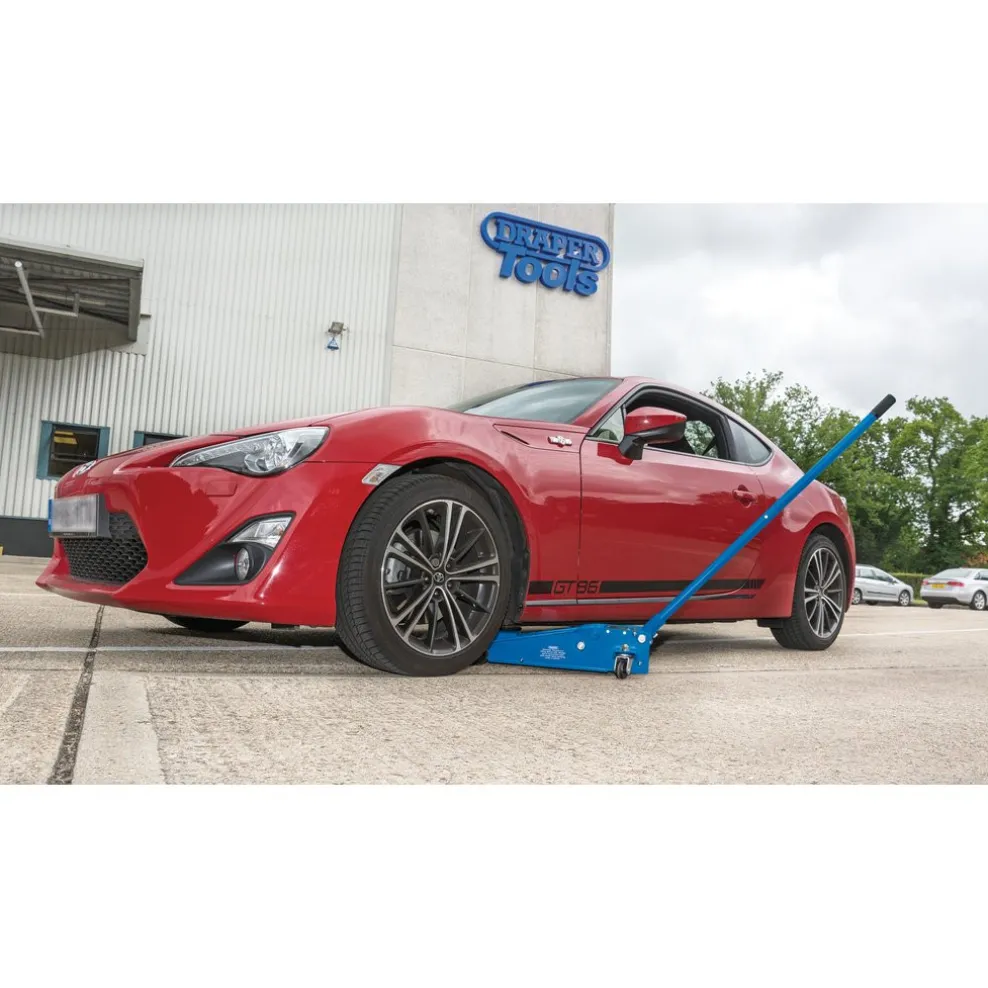 Heavy Duty Trolley Jack with Twin Pistons, 3 Tonne