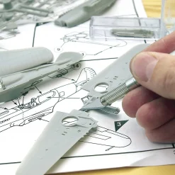 Modelling Knife with 5 Blades