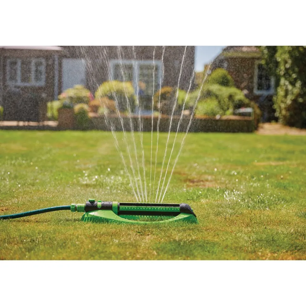 Oscillating Sprinkler with 9-21 Jets
