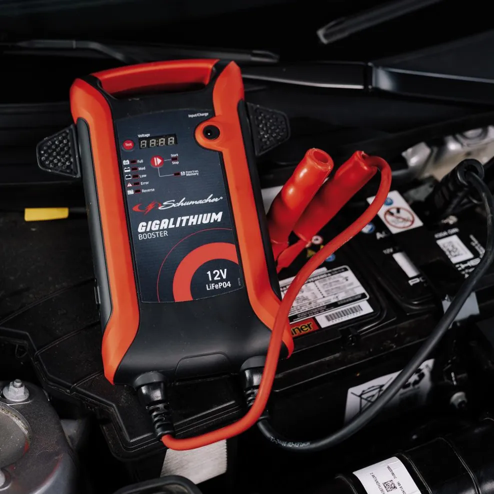 Schumacher® GIGA 12V Lithium Booster, 800CA