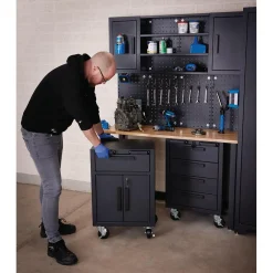 Single Garage Workstation with Roller Cabinets