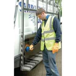 Twin Suction Cup Lifter