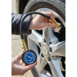 Tyre Pressure Gauge with Flexible Hose