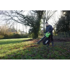 230V Garden Vacuum, Blower and Mulcher, 3000W