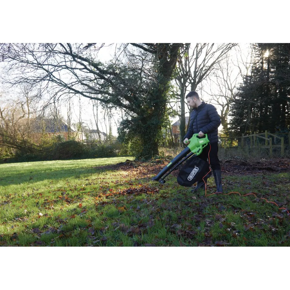 230V Garden Vacuum, Blower and Mulcher, 3000W